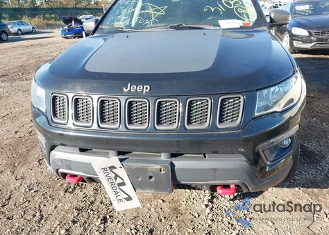 2020 Jeep Compass Trailhawk 4X4 from USA, damaged, VIN 3C4NJDDB6LT177651